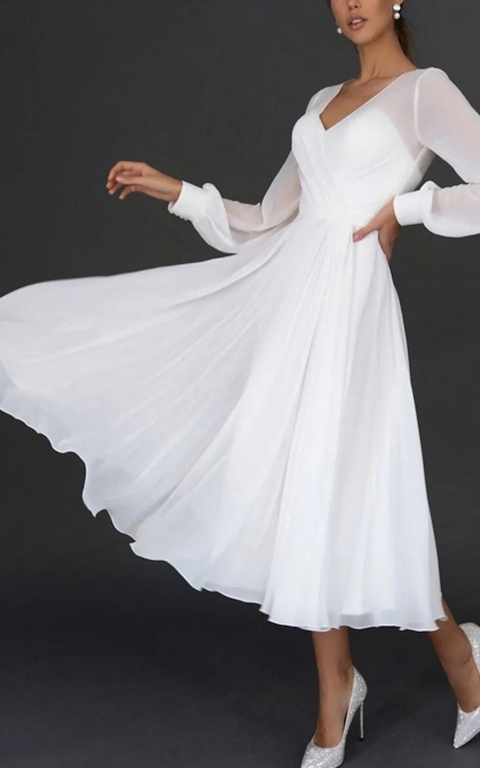 A-Line V-neck Chiffon Wedding Dress Simple Sexy Elegant Romantic Beach Summer With Keyhole Back And Poet Long Sleeves-716758