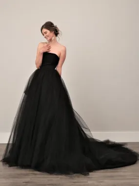 Black Wedding Dresses A-Line Strapless Pleated Taffeta Tulle Chapel Train Bridal Dress