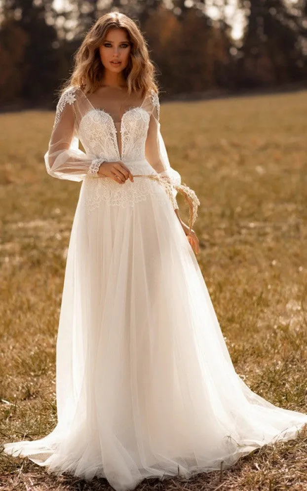 Bohemian A-Line Tulle Plunging Neckline Wedding Dress with Appliques-716424