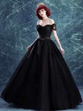 Gothic Wedding Dresses Tulle Princess Silhouette Short Sleeves Natural Waist Pleated Floor-Length Bridal Gown