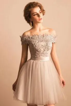 Off-the-Shoulder Lace Short Prom Dress Beading Tulle Cute Lace-up Homecoming Dress