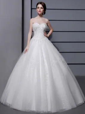 Wedding Dresses Ball Gown Strapless Bridal Dress Ivory Sweetheart Neckline Tulle Applique Beaded Wedding Gown